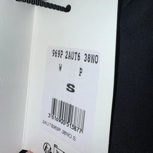 Celine Black Hat with Cream Emblem - Picture 3 of 4